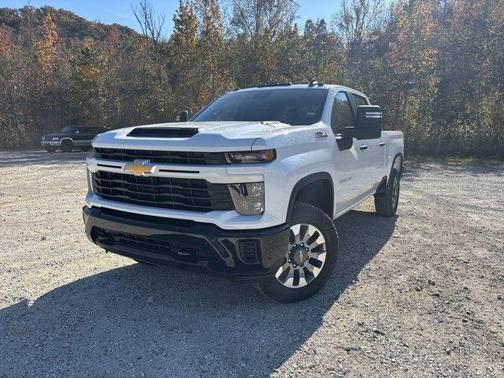 2026 Chevrolet Silverado 2500 Custom