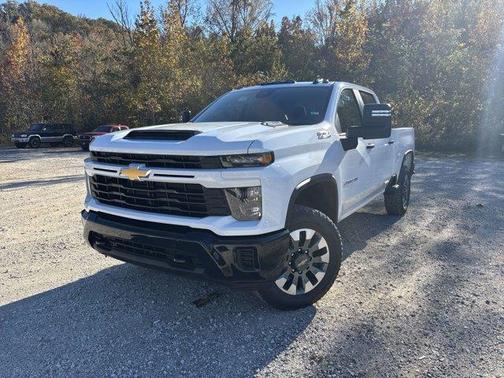 2026 Chevrolet Silverado 2500 Custom