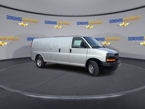 2025 Chevrolet Express 2500 Work Van