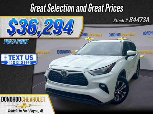 White 2023 Toyota Highlander