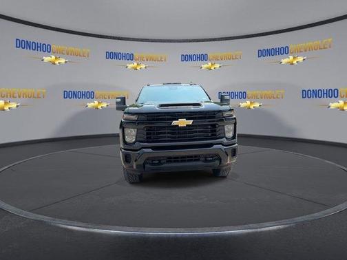 2025 Chevrolet Silverado 2500 Custom