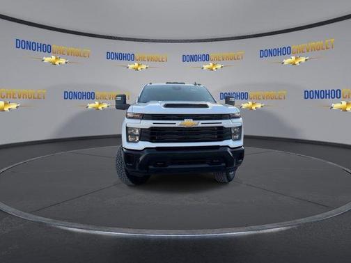 2026 Chevrolet Silverado 2500 Custom
