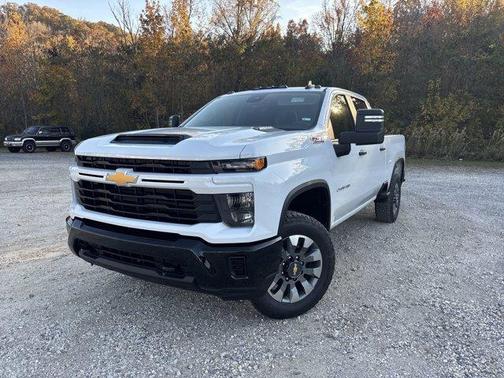 2026 Chevrolet Silverado 2500 Custom