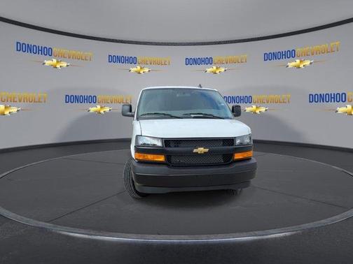 2025 Chevrolet Express 2500 Work Van