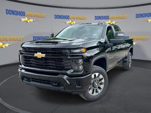Black 2026 Chevrolet Silverado 2500 Custom