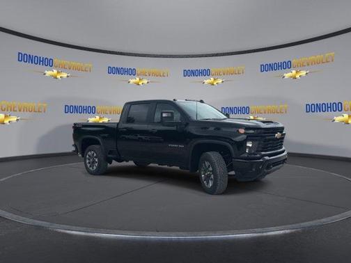 Black 2026 Chevrolet Silverado 2500 Custom