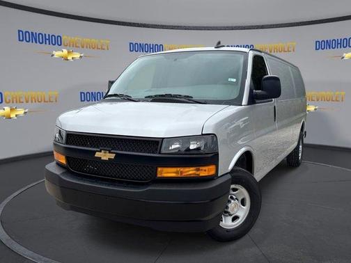 2025 Chevrolet Express 2500 Work Van
