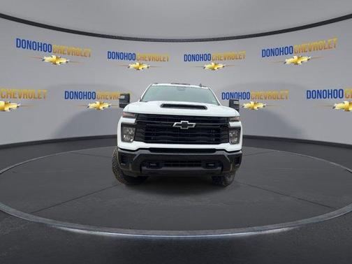 2026 Chevrolet Silverado 2500 Custom