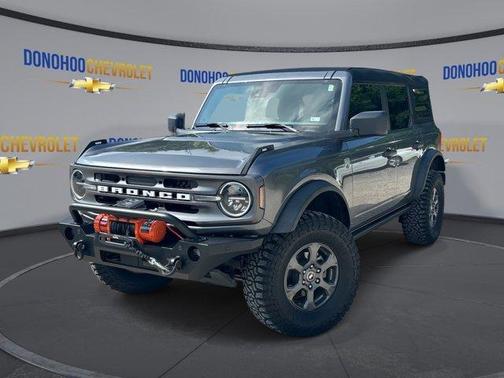 Gray 2023 Ford Bronco