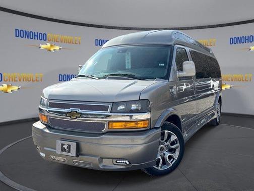 2025 Chevrolet Express 2500 Work Van