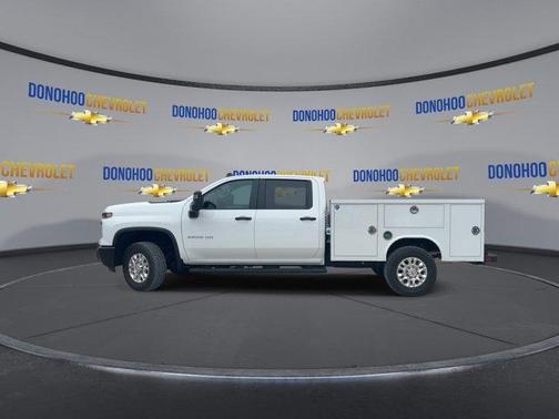 Summit White 2026 Chevrolet Silverado 3500 WT