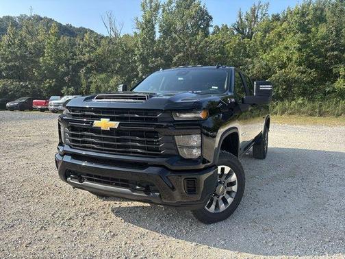 2025 Chevrolet Silverado 2500 Custom