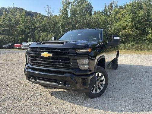 2025 Chevrolet Silverado 2500 Custom
