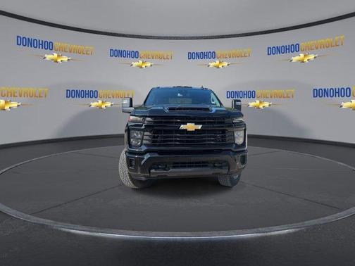 2025 Chevrolet Silverado 2500 Custom
