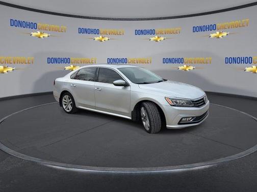 2016 Volkswagen Passat 1.8T SEL