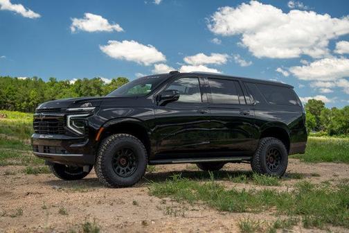 Black 2025 Chevrolet Suburban Premier