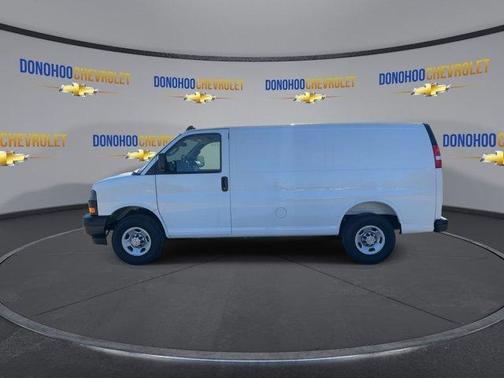 2025 Chevrolet Express 2500 Work Van