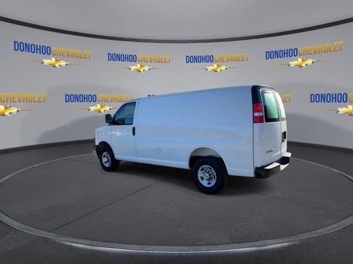 Summit White 2025 Chevrolet Express 2500 Work Van
