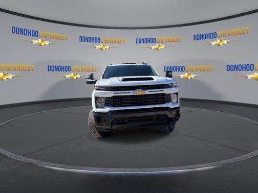 2026 Chevrolet Silverado 2500 Custom