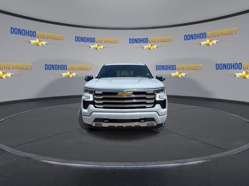 Polar White 2026 Chevrolet Silverado 1500 High Country