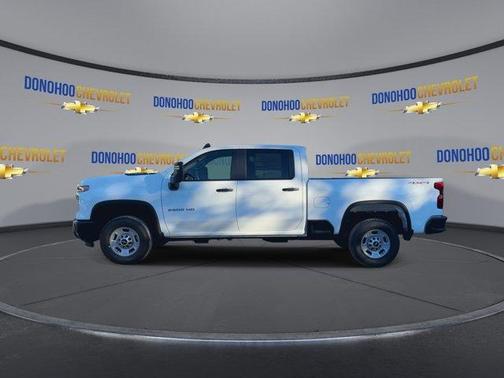 Summit White 2026 Chevrolet Silverado 2500 WT