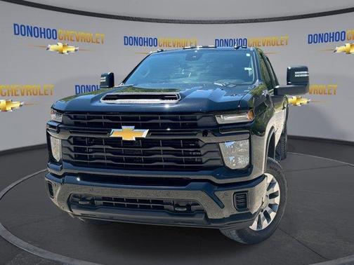 Black 2025 Chevrolet Silverado 2500 Custom