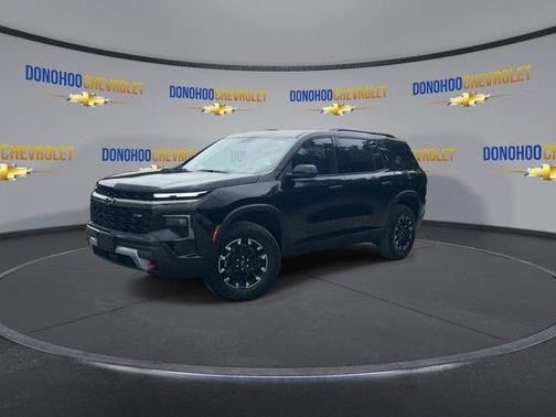 Mosaic Black Metallic 2026 Chevrolet Traverse Z71