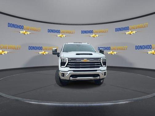 Summit White 2026 Chevrolet Silverado 2500 LTZ