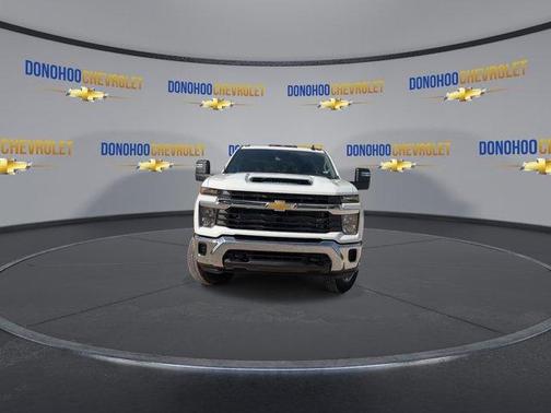 Summit White 2026 Chevrolet Silverado 3500 LT