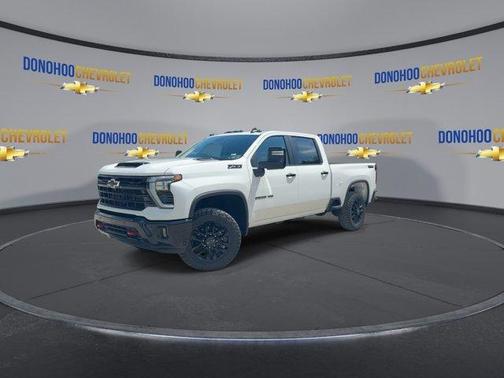 Summit White 2026 Chevrolet Silverado 2500 LT