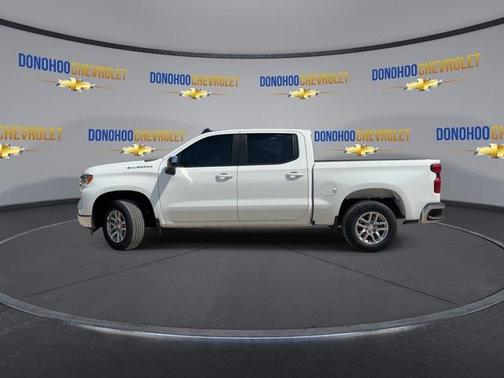 Summit White 2022 Chevrolet Silverado 1500 LT