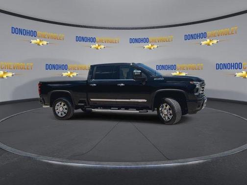 Black 2026 Chevrolet Silverado 2500 High Country
