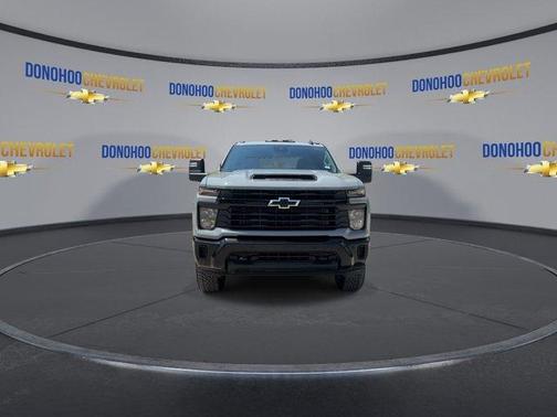 2025 Chevrolet Silverado 2500 Custom