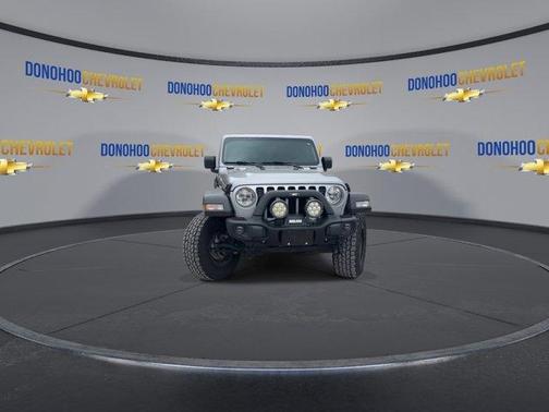 2020 Jeep Gladiator Sport