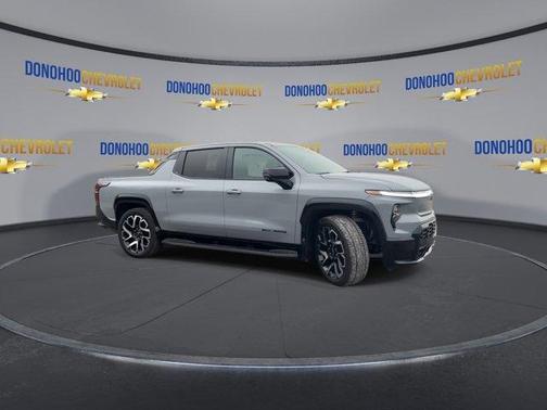 2025 Chevrolet Silverado EV RST