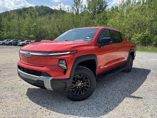 2025 Chevrolet Silverado EV LT