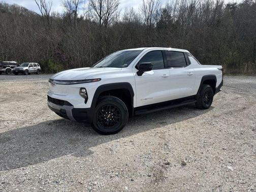 2025 Chevrolet Silverado EV LT