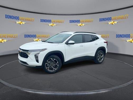 Summit White 2026 Chevrolet Trax LT