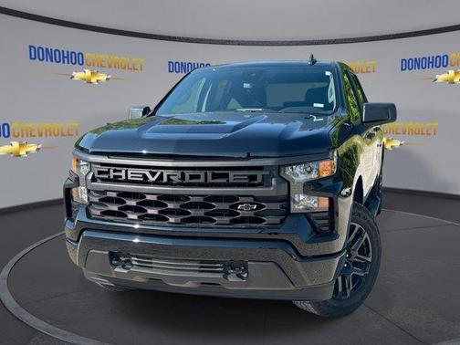 Black 2026 Chevrolet Silverado 1500 Custom