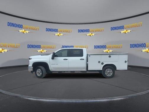Summit White 2026 Chevrolet Silverado 2500 WT