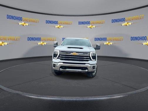 Summit White 2026 Chevrolet Silverado 3500 LTZ