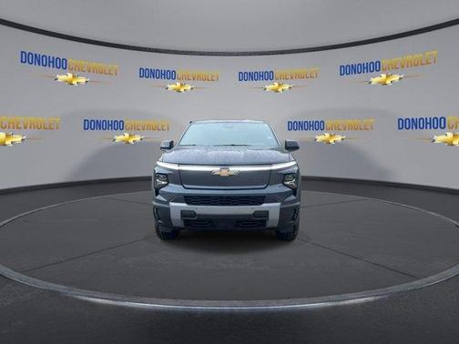 2025 Chevrolet Silverado EV LT