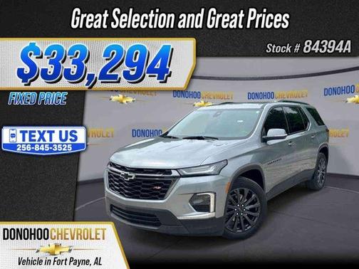 Sterling Gray Metallic 2023 Chevrolet Traverse RS