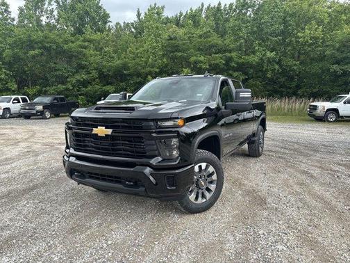 Black 2026 Chevrolet Silverado 2500 Custom