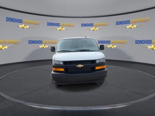 2025 Chevrolet Express 2500 Work Van