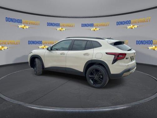 White Sand 2026 Chevrolet Trax ACTIV