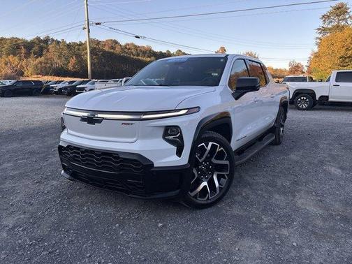 2025 Chevrolet Silverado EV RST