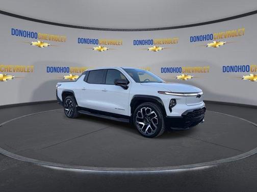 2025 Chevrolet Silverado EV RST