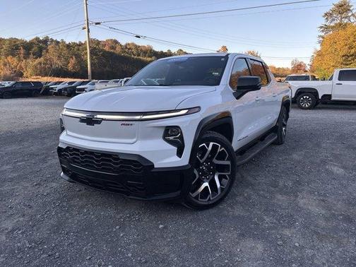2025 Chevrolet Silverado EV RST