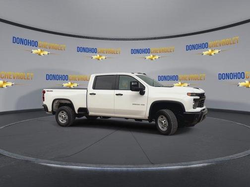 Summit White 2026 Chevrolet Silverado 2500 WT